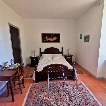 Bed and Breakfast Au Bord De L'Eau Pessac-sur-Dordogne Zewnętrze zdjęcie